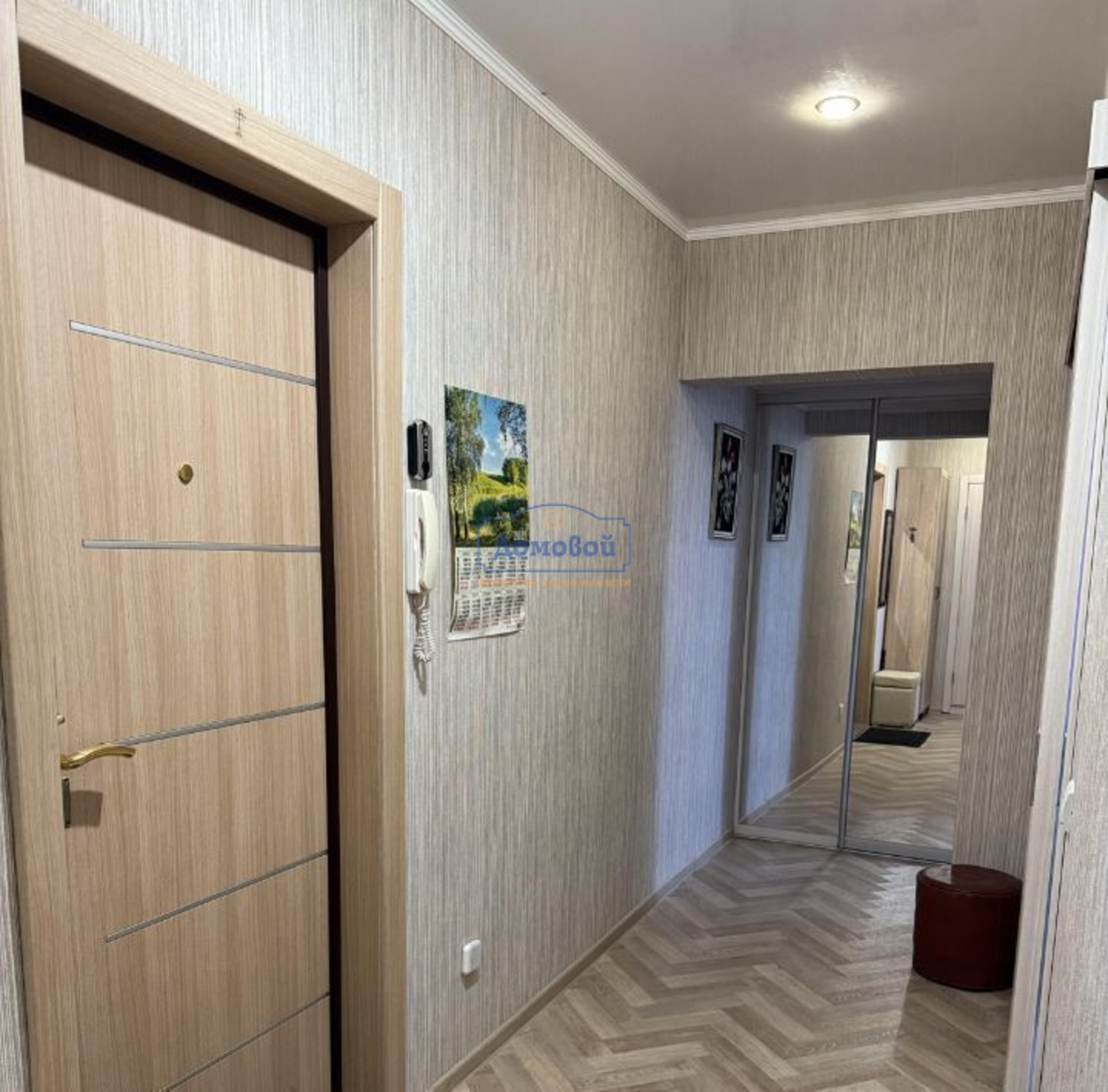 Купить квартиру за 5 600 000 рублей на Малоярославецкая ул., 12