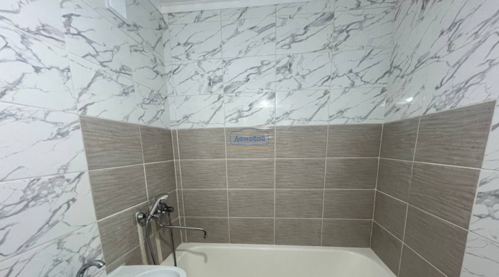 3-комн квартира Суворова ул., 183