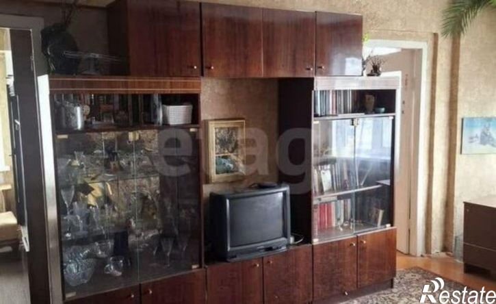 4-комн квартира улица Кирова, 64,  д. 64