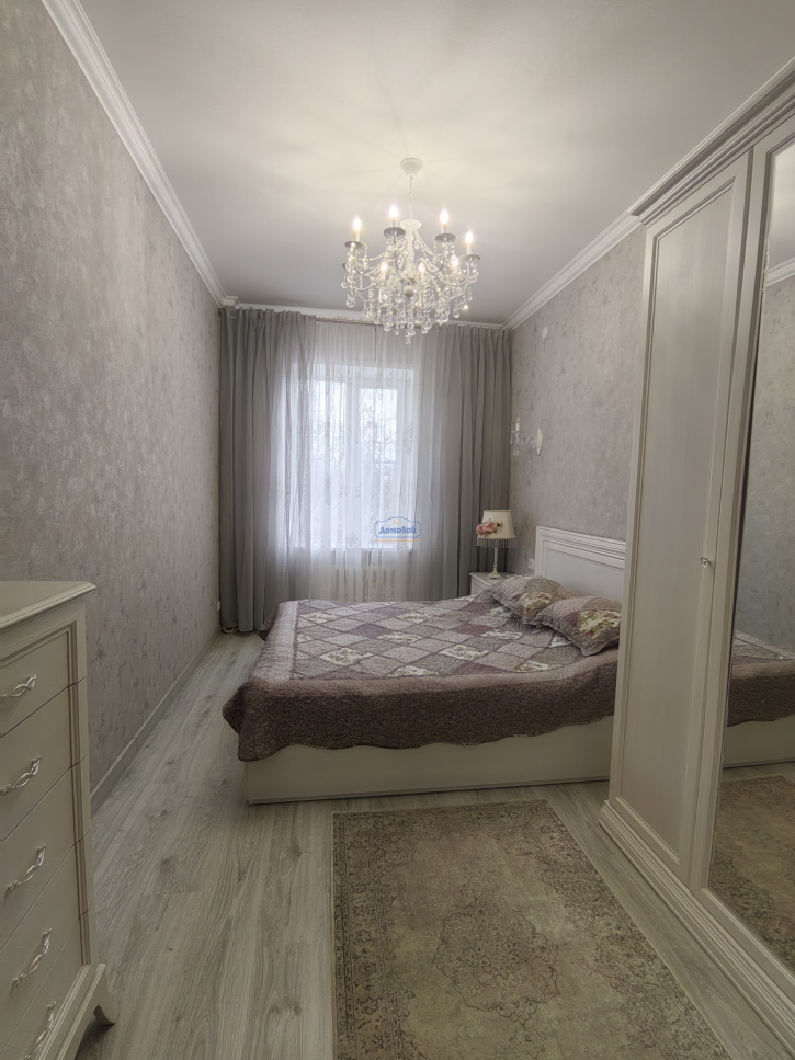 2-комн квартира Ленина, 80