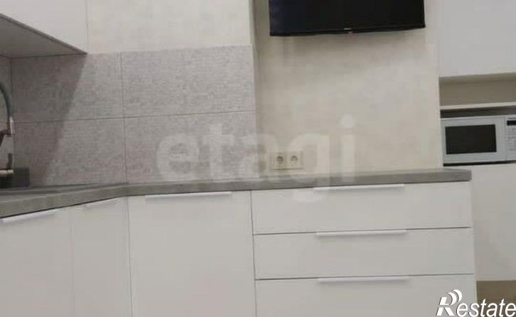 3-комн квартира улица Пухова, 56,  д. 56