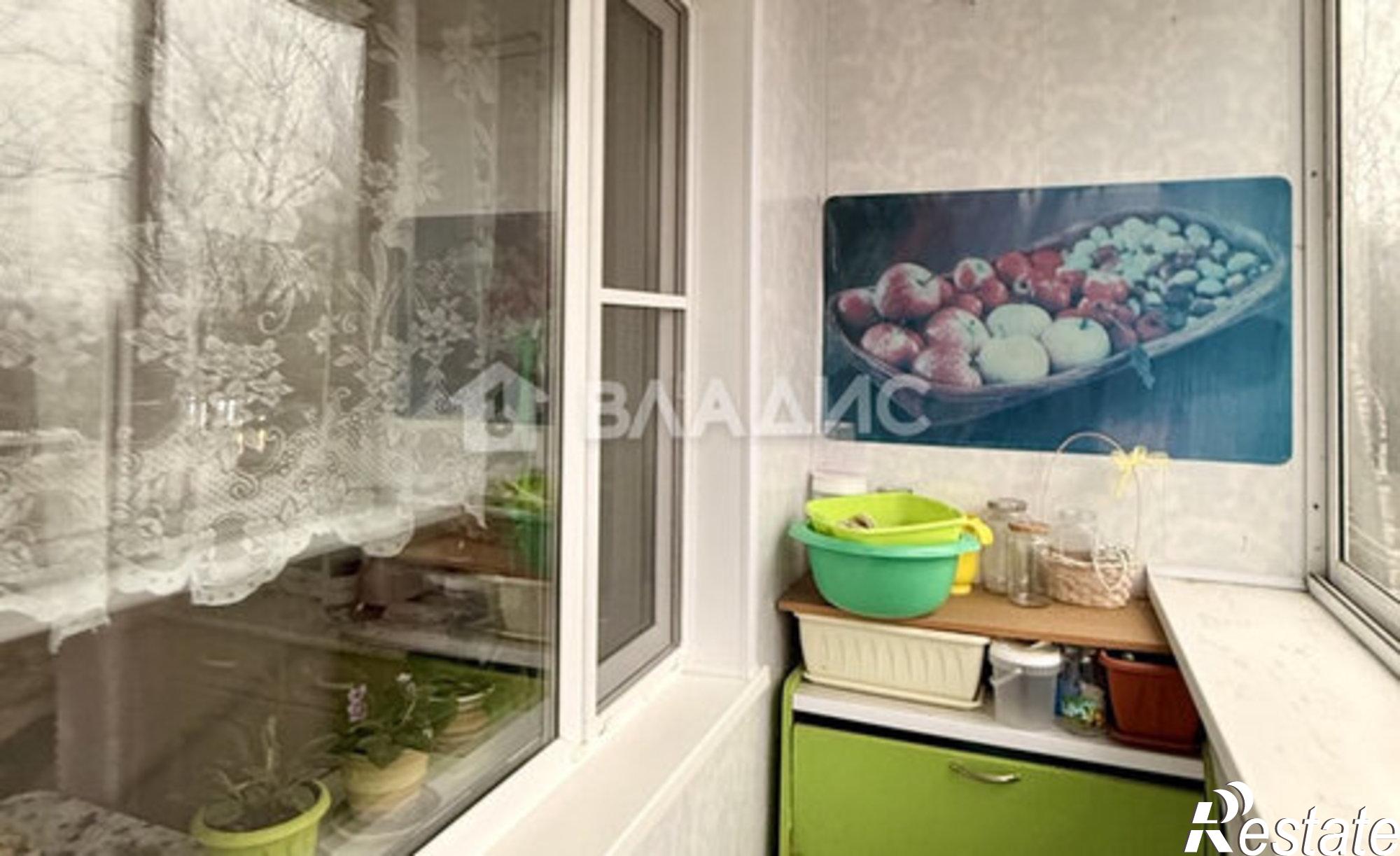 Купить квартиру за 3 800 000 рублей на ул Карачевская, 7