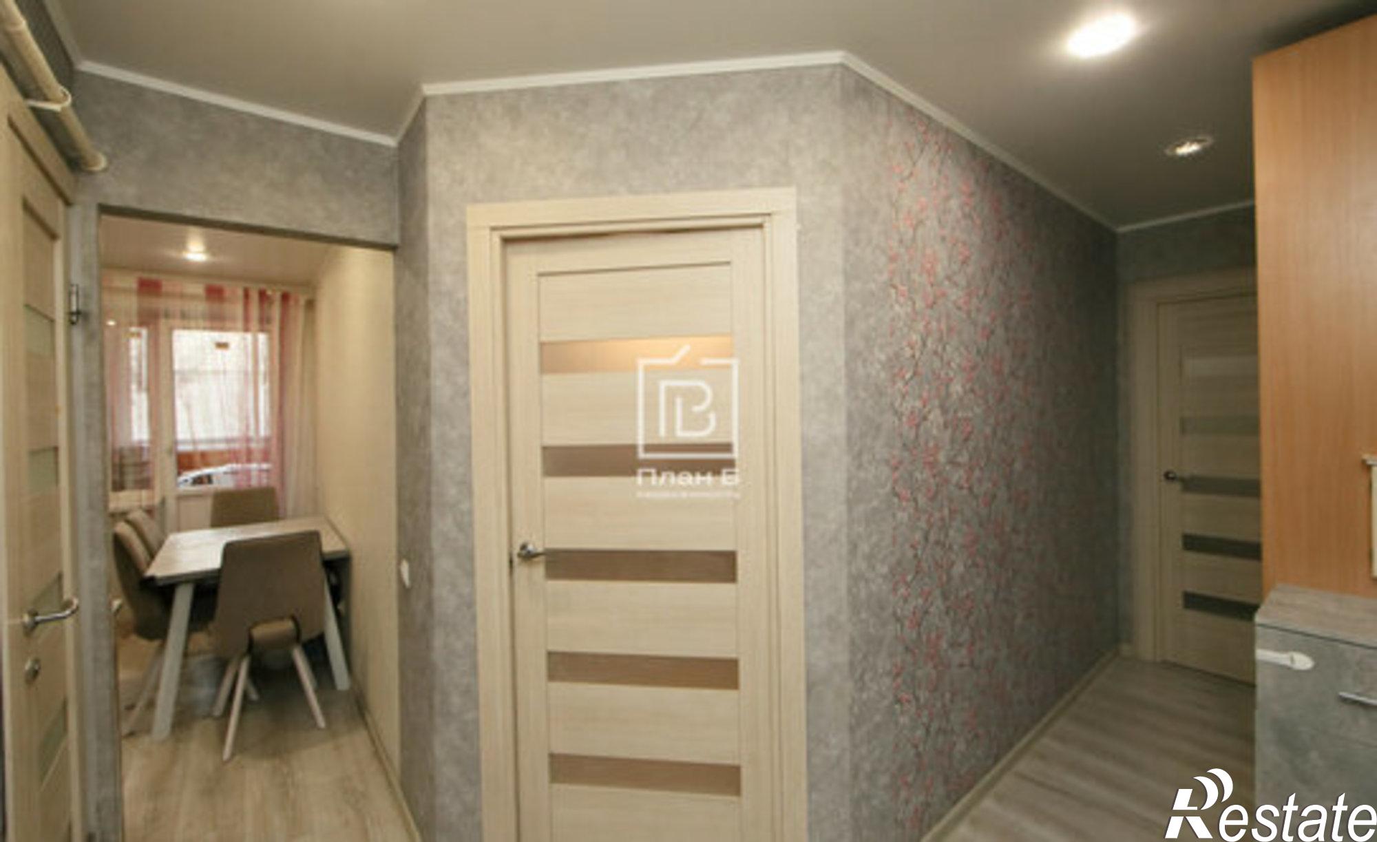 Купить квартиру за 5 100 000 рублей на улица Генерала Попова, 18 к3