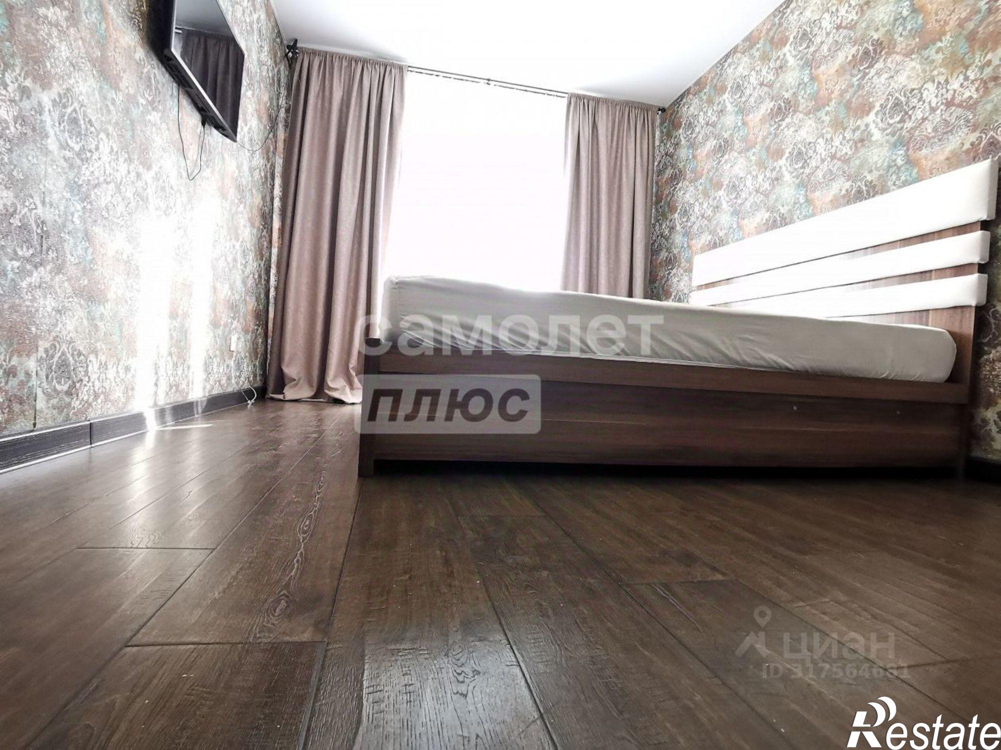 Купить квартиру за 5 700 000 рублей на улица Петра Тарасова, 4