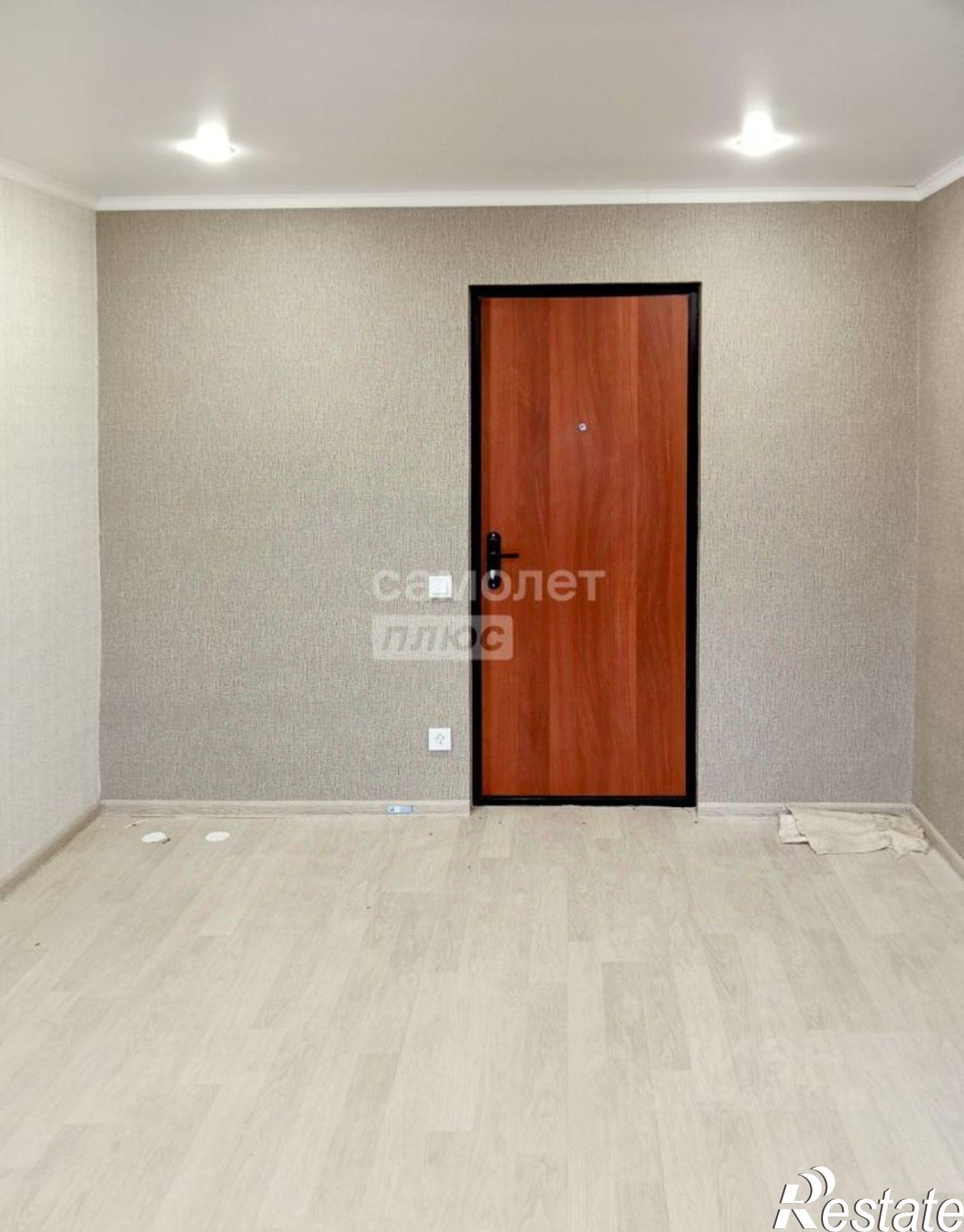 Купить комнату за 699 000 рублей на ул Болотникова, 15