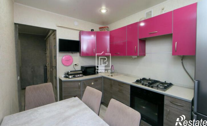 2-комн квартира улица Генерала Попова, 18 к3,  д. 18 к3