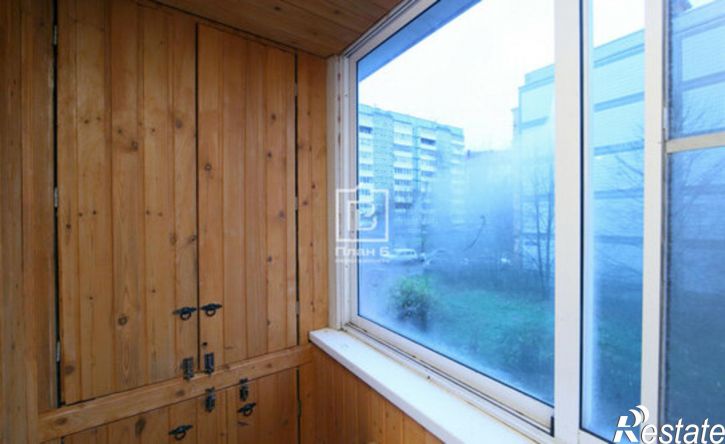 2-комн квартира улица Генерала Попова, 18 к3,  д. 18 к3