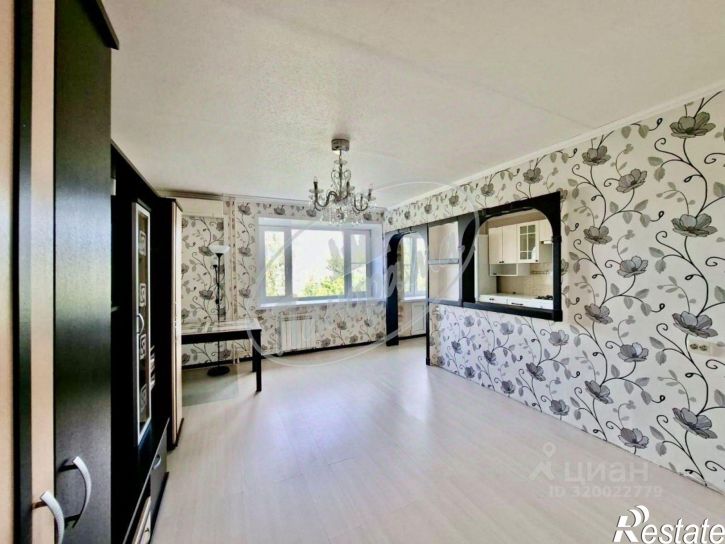 5-комн квартира улица Генерала Попова, 22,  д. 22