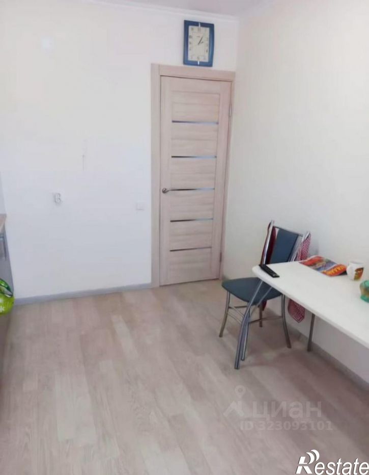 1-комн квартира улица Владимира Козлова, 14,  д. 14