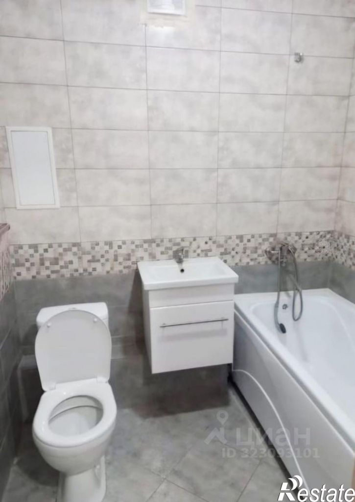 1-комн квартира улица Владимира Козлова, 14,  д. 14