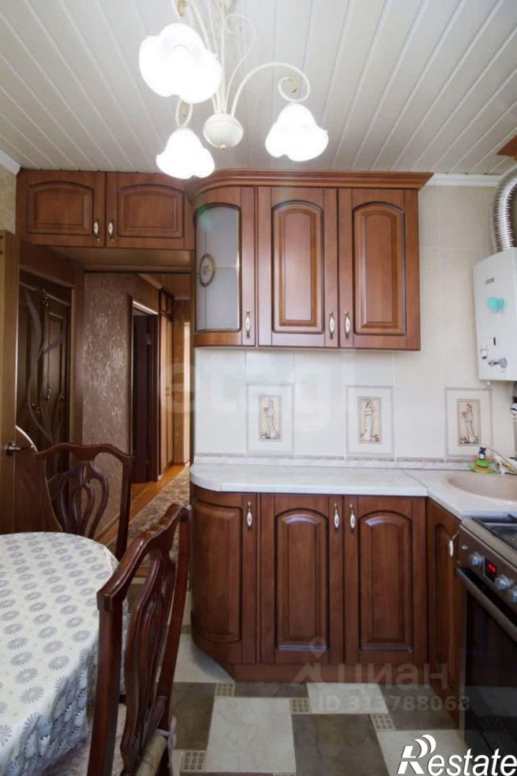 3-комн квартира улица Постовалова, 2,  д. 2