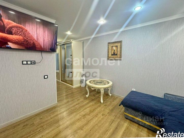 2-комн квартира улица Владимира Козлова, 11,  д. 11