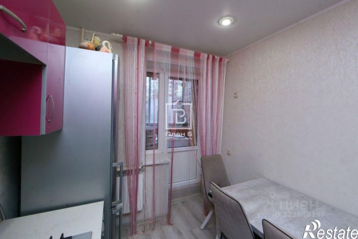 2-комн квартира улица Генерала Попова, 18 к3,  д. 18 к3