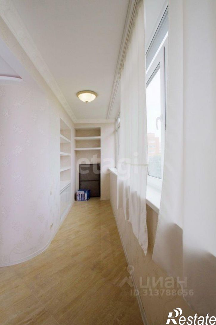 3-комн квартира ул Генерала Попова, 10,  д. 10