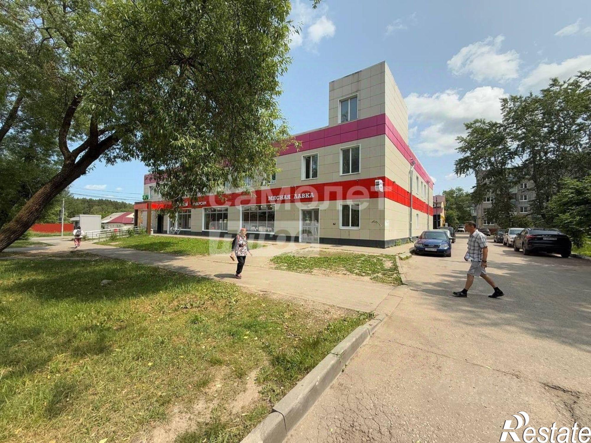 Сдать торговое помещение за 400 000 рублей на Тарутинская улица, 196/1