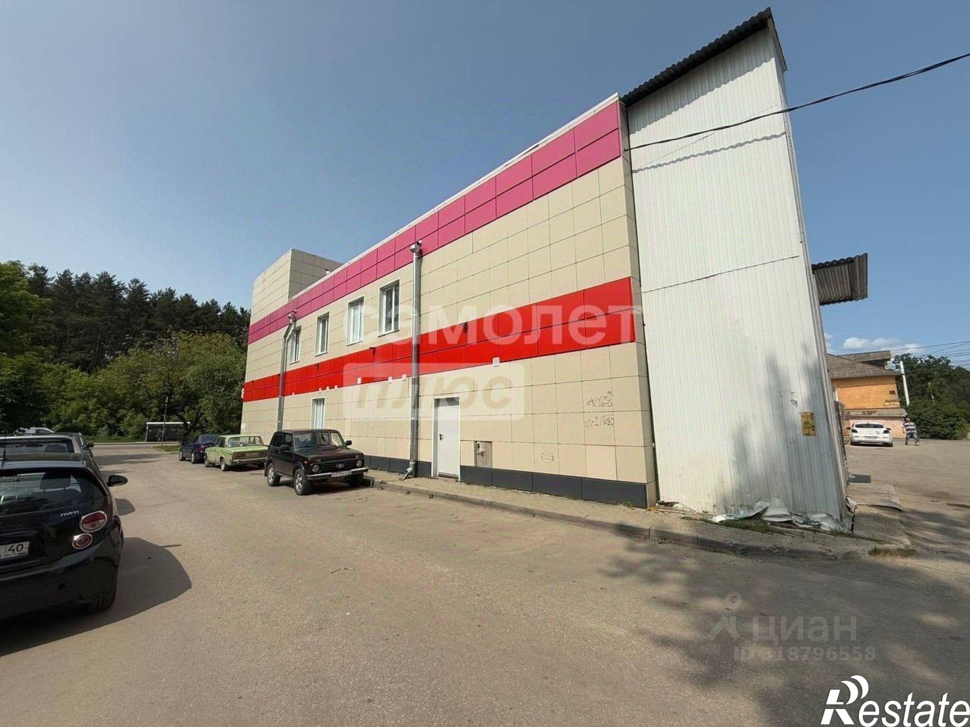 Сдать торговое помещение за 400 000 рублей на Тарутинская улица, 196/1