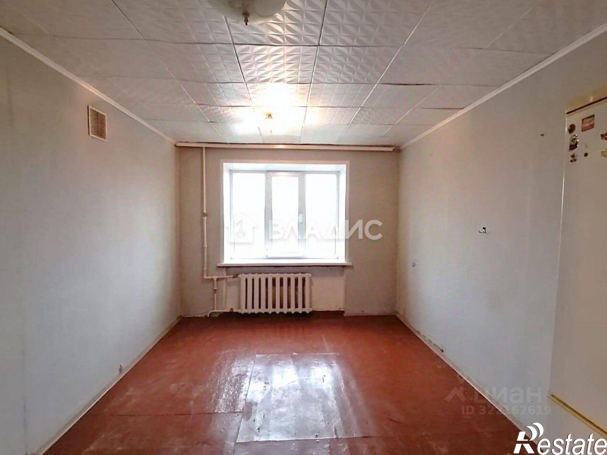 Купить комнату за 600 000 рублей на улица Гурьянова, 5