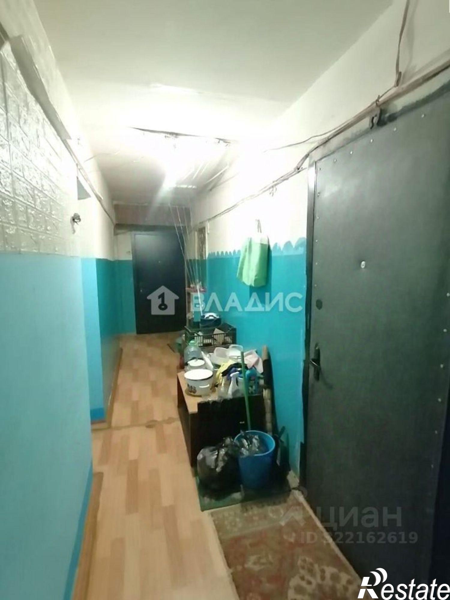 Купить комнату за 600 000 рублей на улица Гурьянова, 5