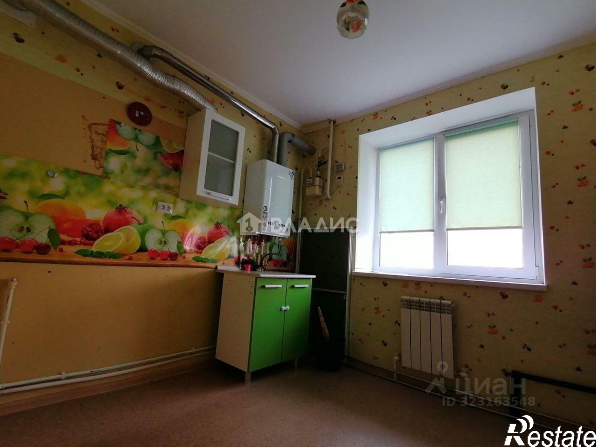 Купить квартиру за 2 800 000 рублей на улица Братьев Луканиных, 15