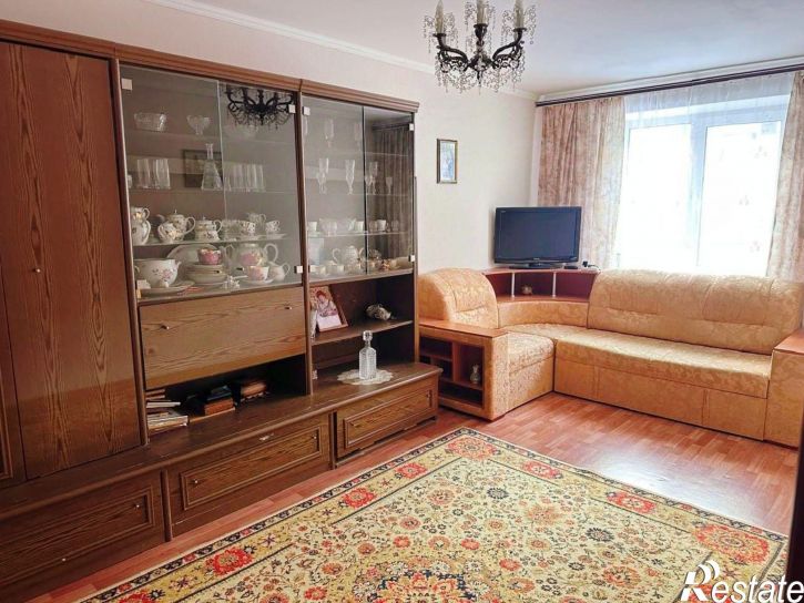 3-комн квартира улица Братьев Луканиных, 3,  д. 3