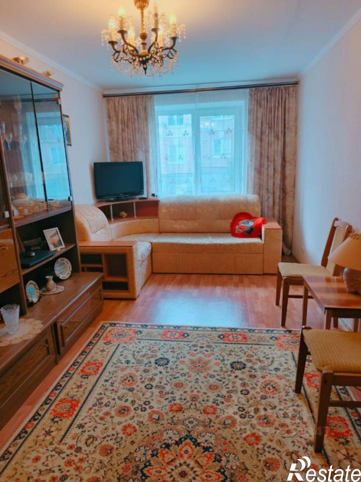 3-комн квартира улица Братьев Луканиных, 3,  д. 3