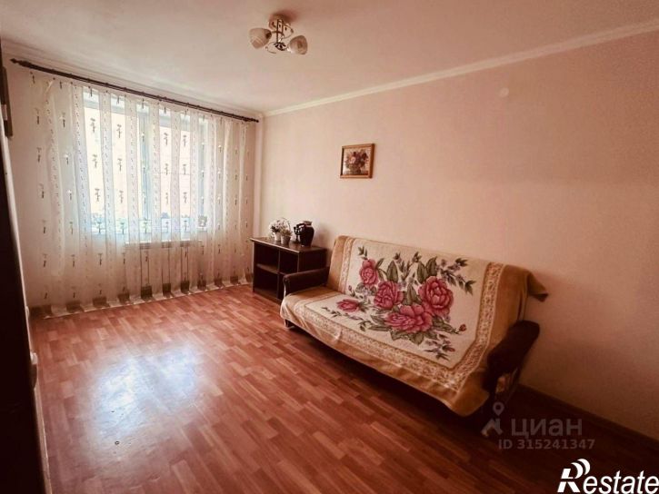 3-комн квартира улица Братьев Луканиных, 3,  д. 3