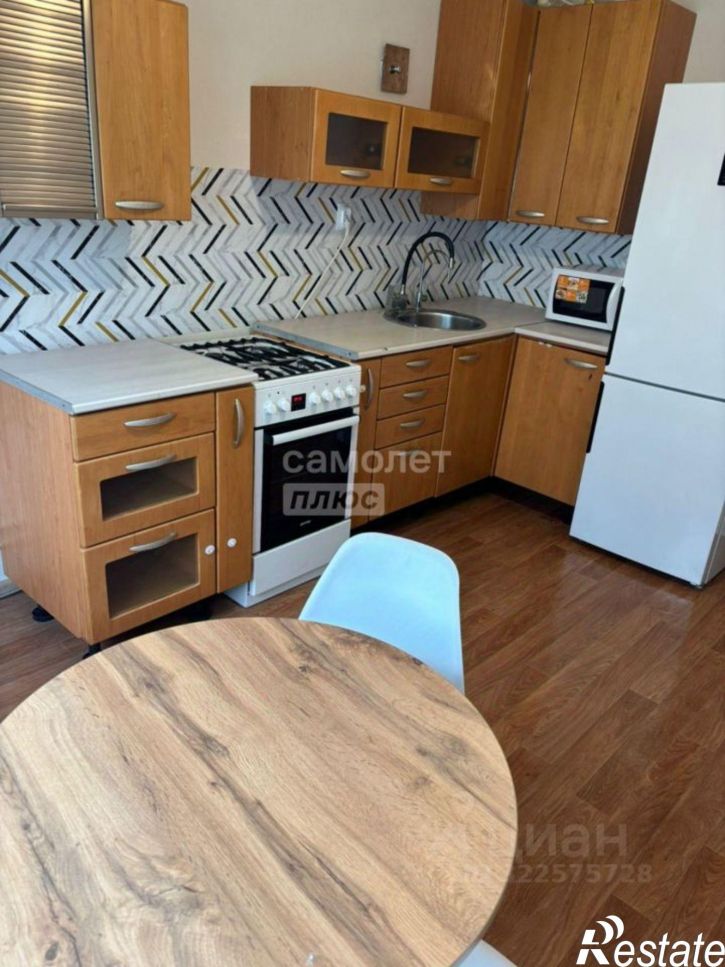 1-комн квартира улица Петра Тарасова, 27,  д. 27