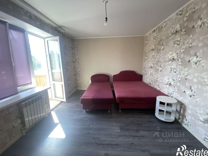 1-комн квартира улица 40 лет Октября, 4,  д. 4