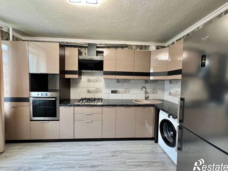 2-комн квартира улица Петра Тарасова, 16,  д. 16