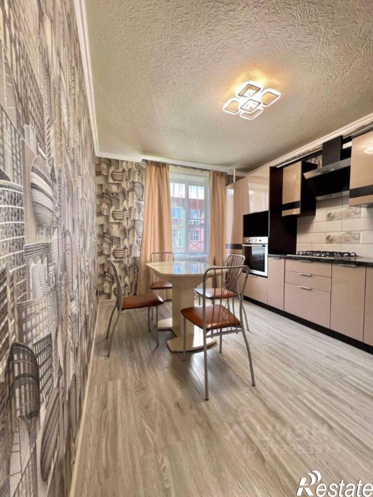 2-комн квартира улица Петра Тарасова, 16,  д. 16