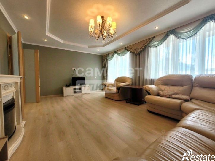 4-комн квартира улица Чехова, 13А,  д. 13А