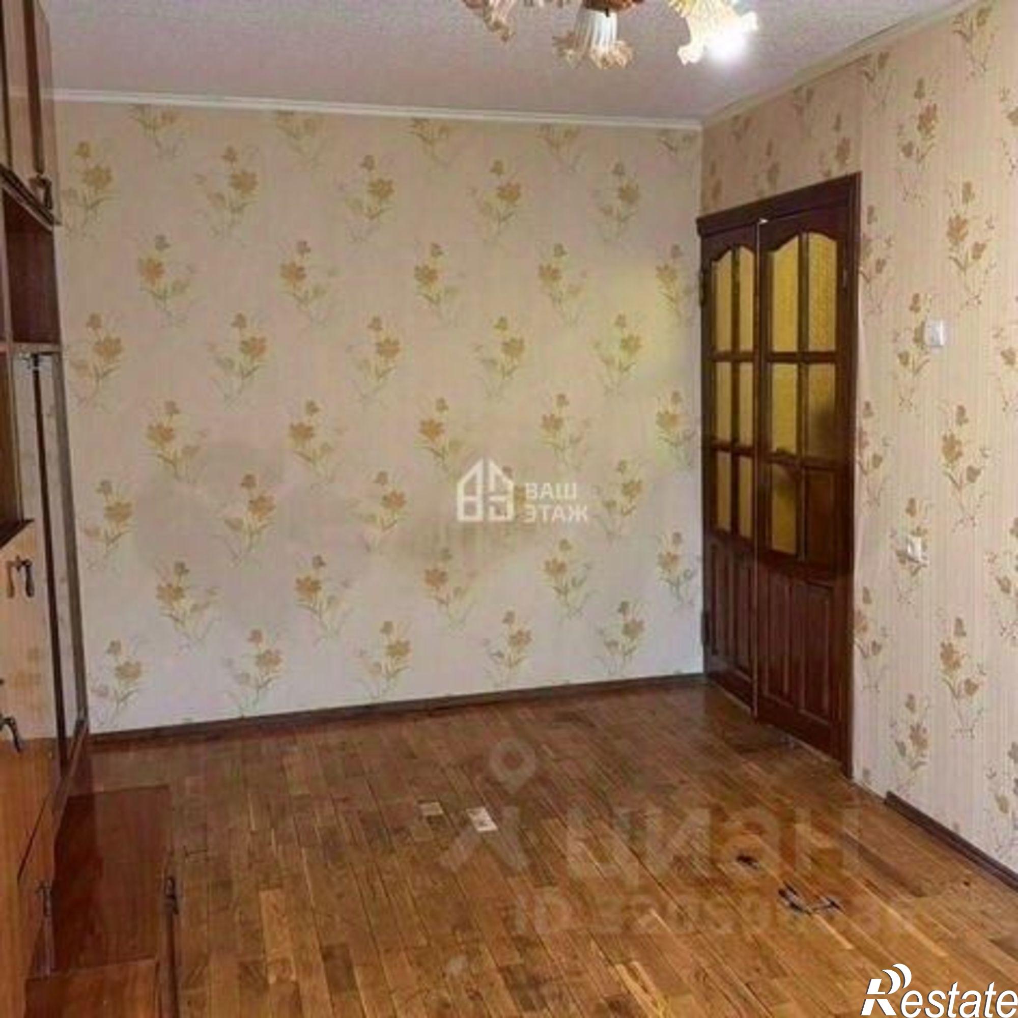 Купить квартиру за 2 370 000 рублей на Привокзальная пл, 12