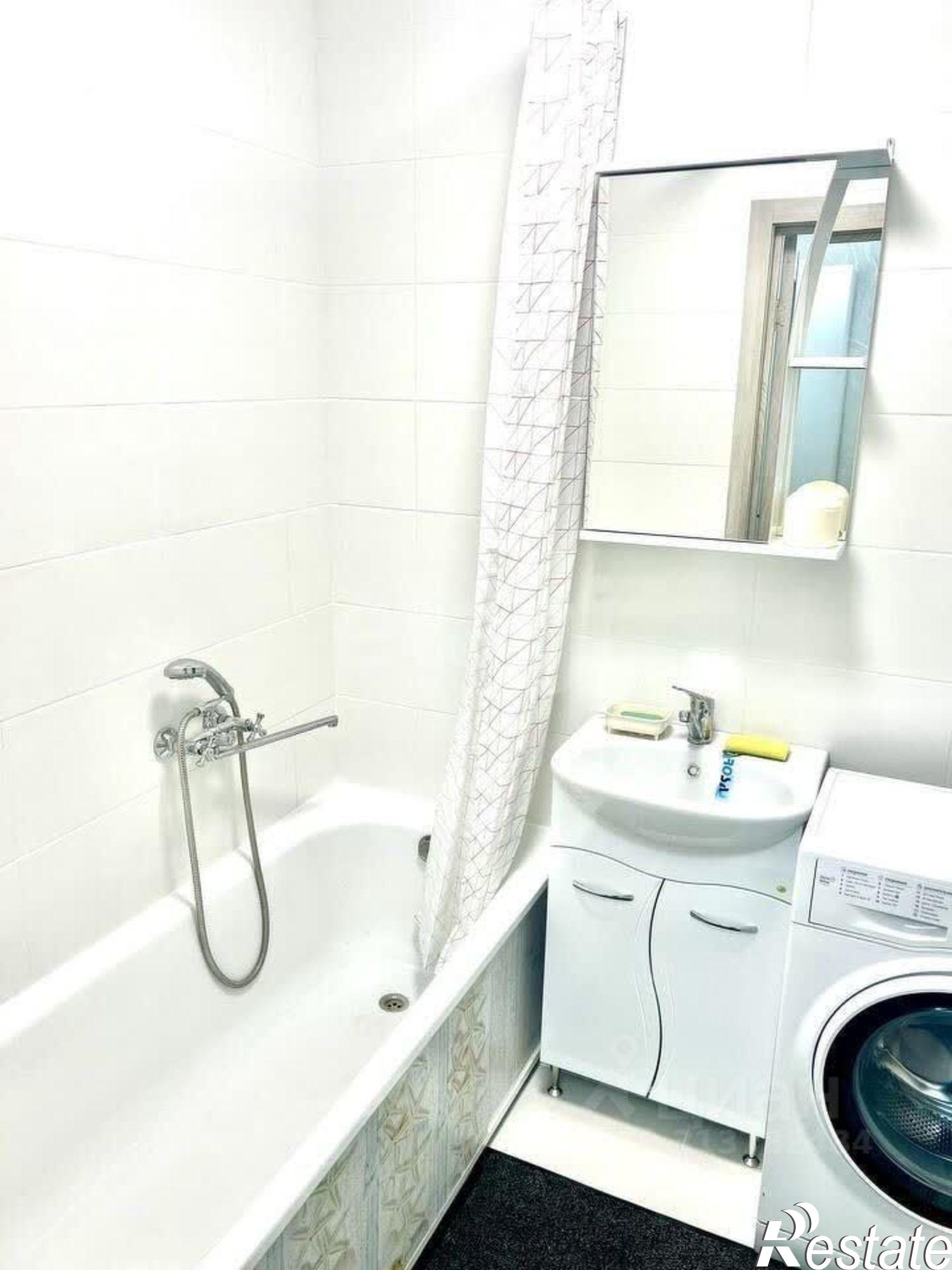 Купить квартиру за 3 500 000 рублей на улица Учхоз, 4