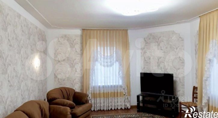 3-комн квартира улица Воронина, 11,  д. 11