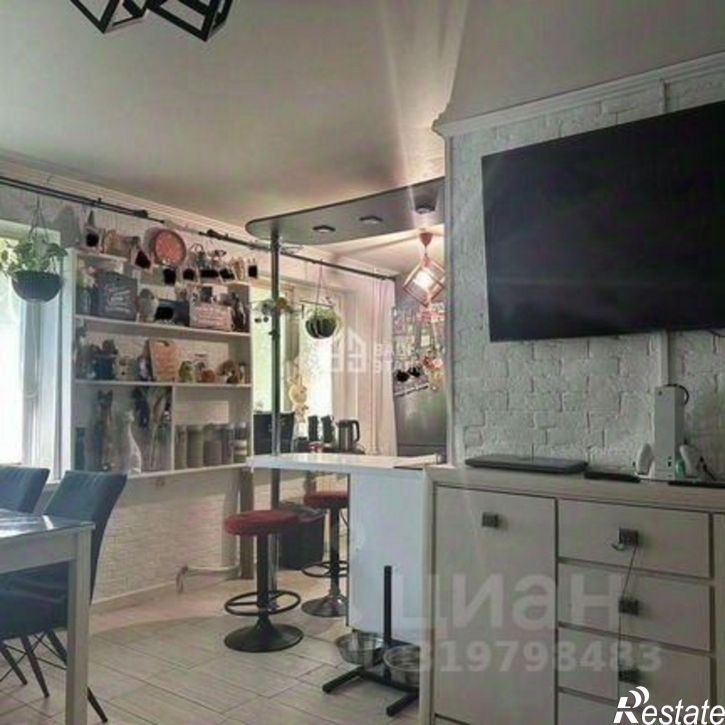 3-комн квартира Тульская улица, 100,  д. 100