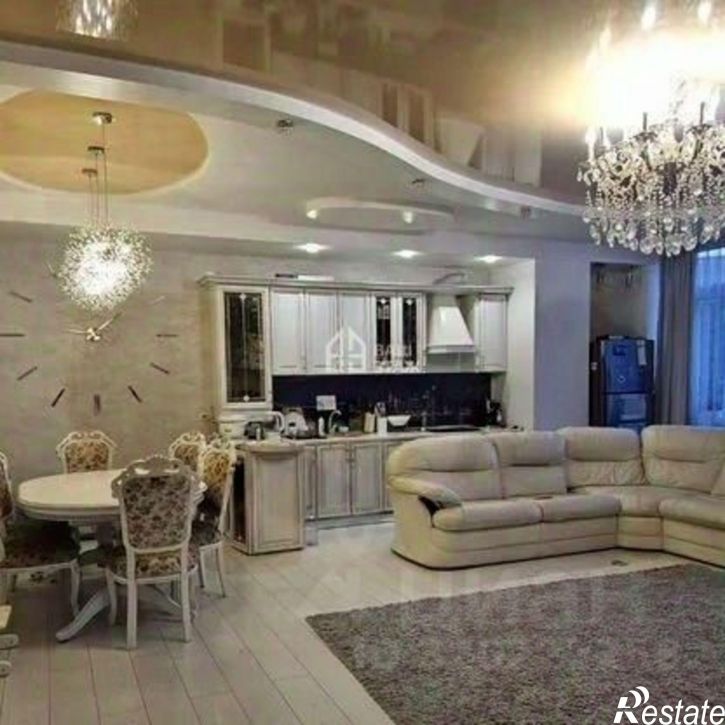 3-комн квартира улица Генерала Попова, 10,  д. 10