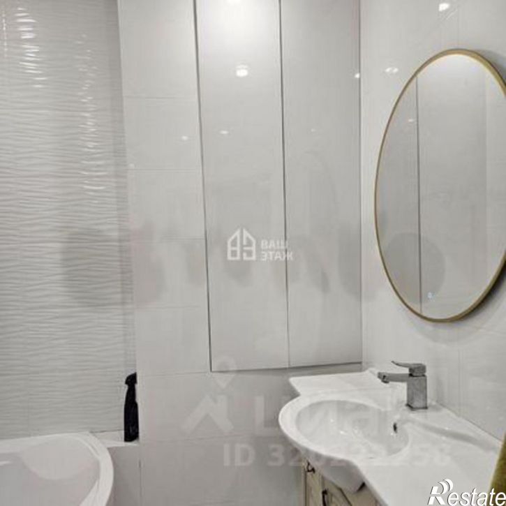 3-комн квартира улица Генерала Попова, 10,  д. 10