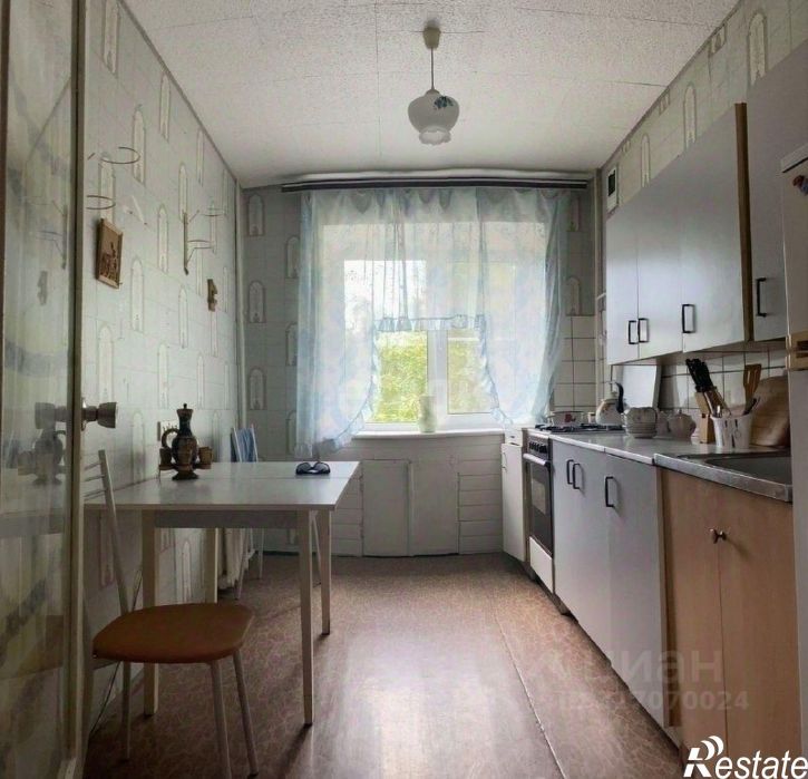 3-комн квартира улица Гагарина, 13,  д. 13