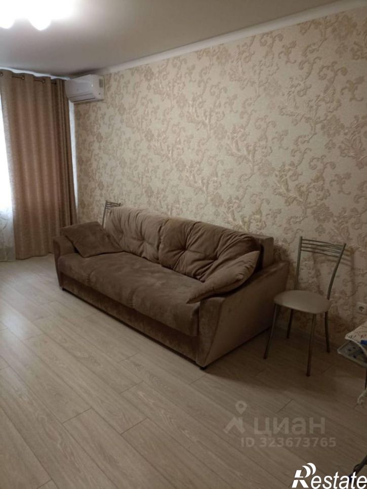 1-комн квартира улица Поле Свободы, 105,  д. 105