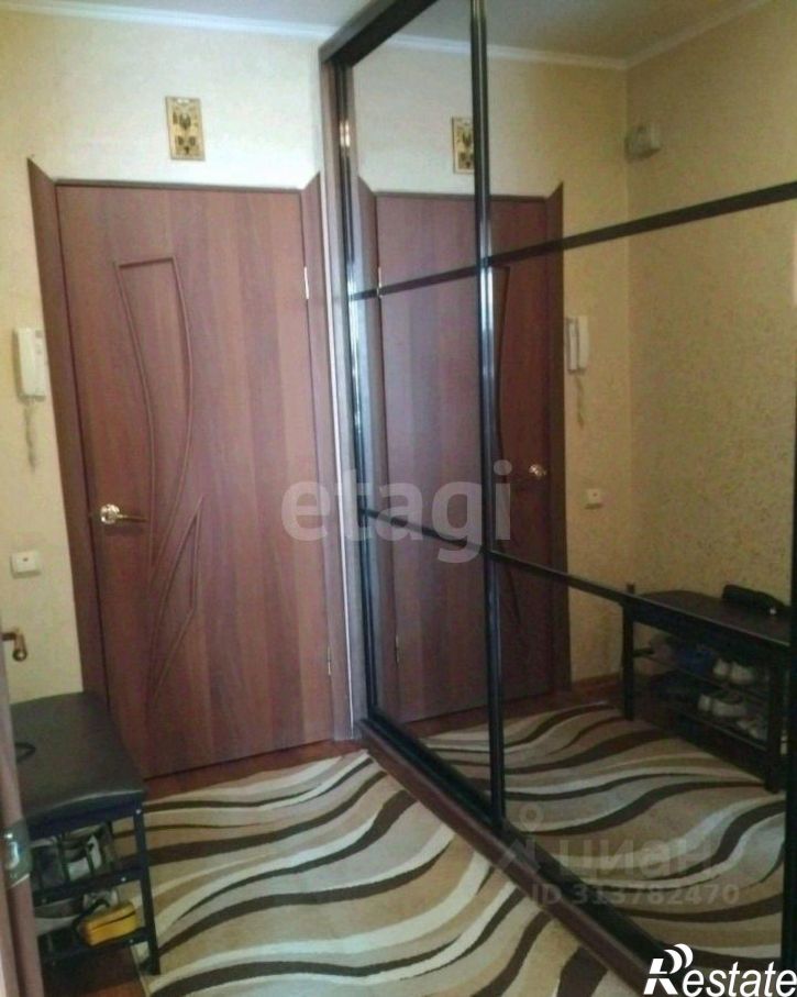 2-комн квартира улица Генерала Попова, 10 к1,  д. 10 к1