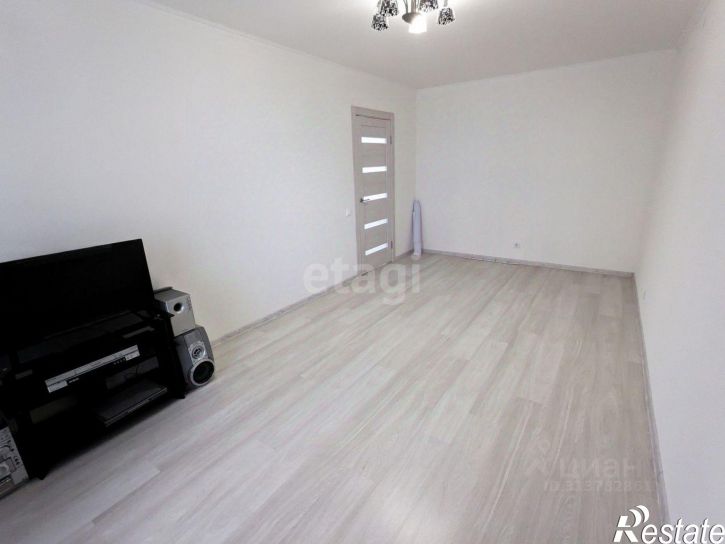 2-комн квартира улица Владимира Козлова, 8,  д. 8