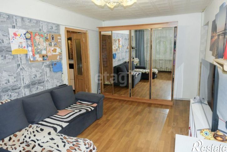 3-комн квартира улица Болотникова, 4,  д. 4