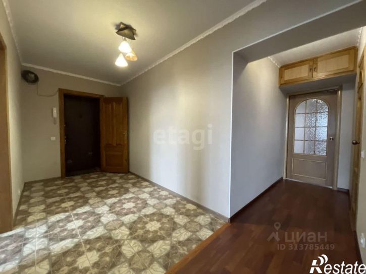 2-комн квартира улица Гурьянова, 18 к2,  д. 18 к2