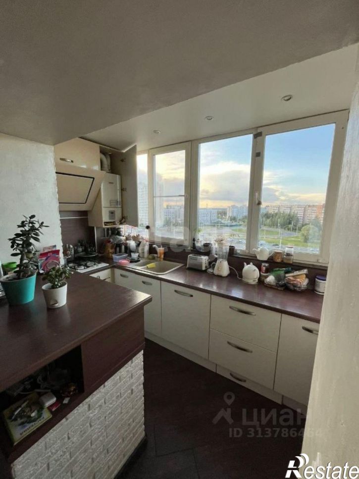 2-комн квартира улица Фомушина, 3,  д. 3