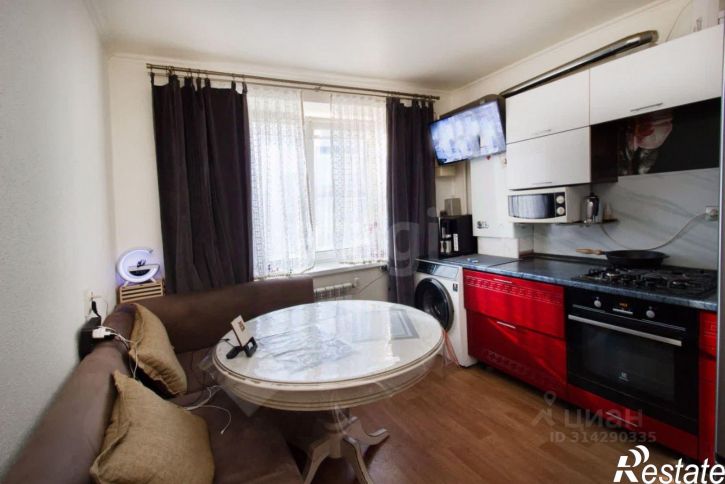 2-комн квартира улица Георгия Амелина, 26,  д. 26