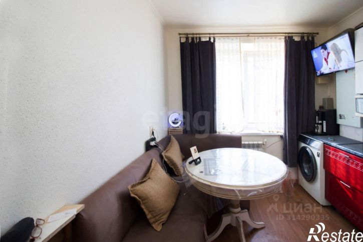 2-комн квартира улица Георгия Амелина, 26,  д. 26