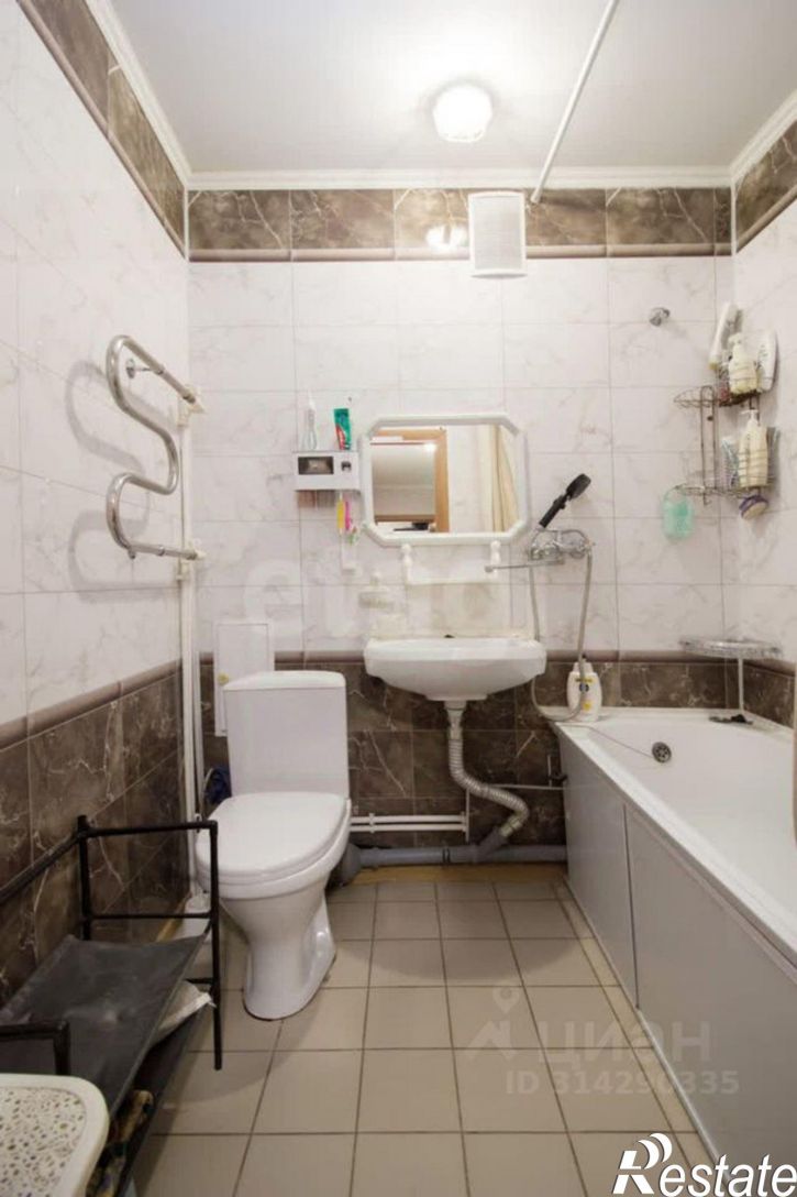 2-комн квартира улица Георгия Амелина, 26,  д. 26