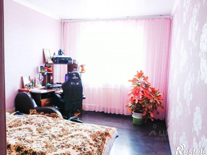 4-комн квартира улица Калужского Ополчения, 9,  д. 9