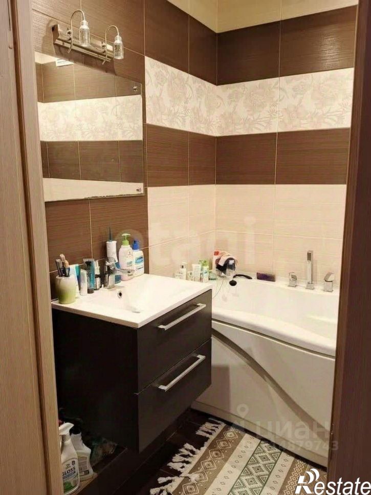 3-комн квартира улица Георгия Димитрова, 16,  д. 16