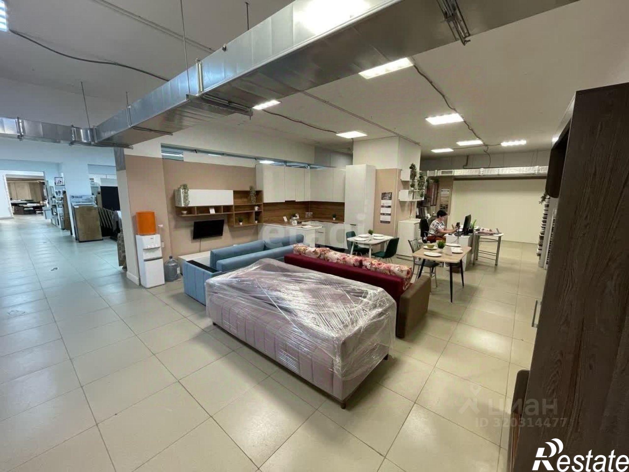 Сдать торговое помещение за 65 500 рублей на Правобережный проезд, 13